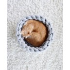 Solid color core-filled cotton woven pet nest